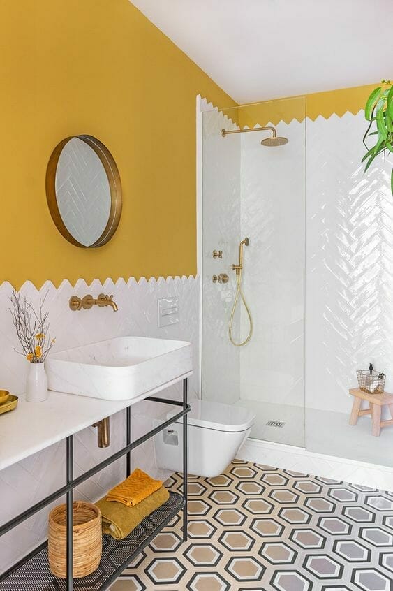 yellow bathroom 